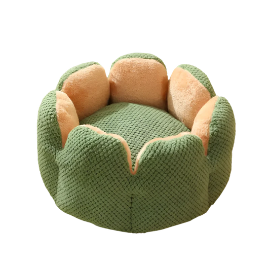 Soft and cozy pet bed, perfect as a dog bed or cat bed, with plush fabric for ultimate comfort and relaxation